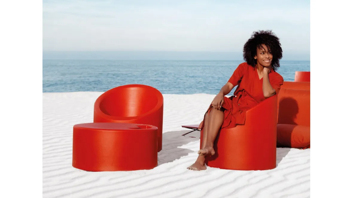 Tavolino Lipstick Club Chair Table di Diabla