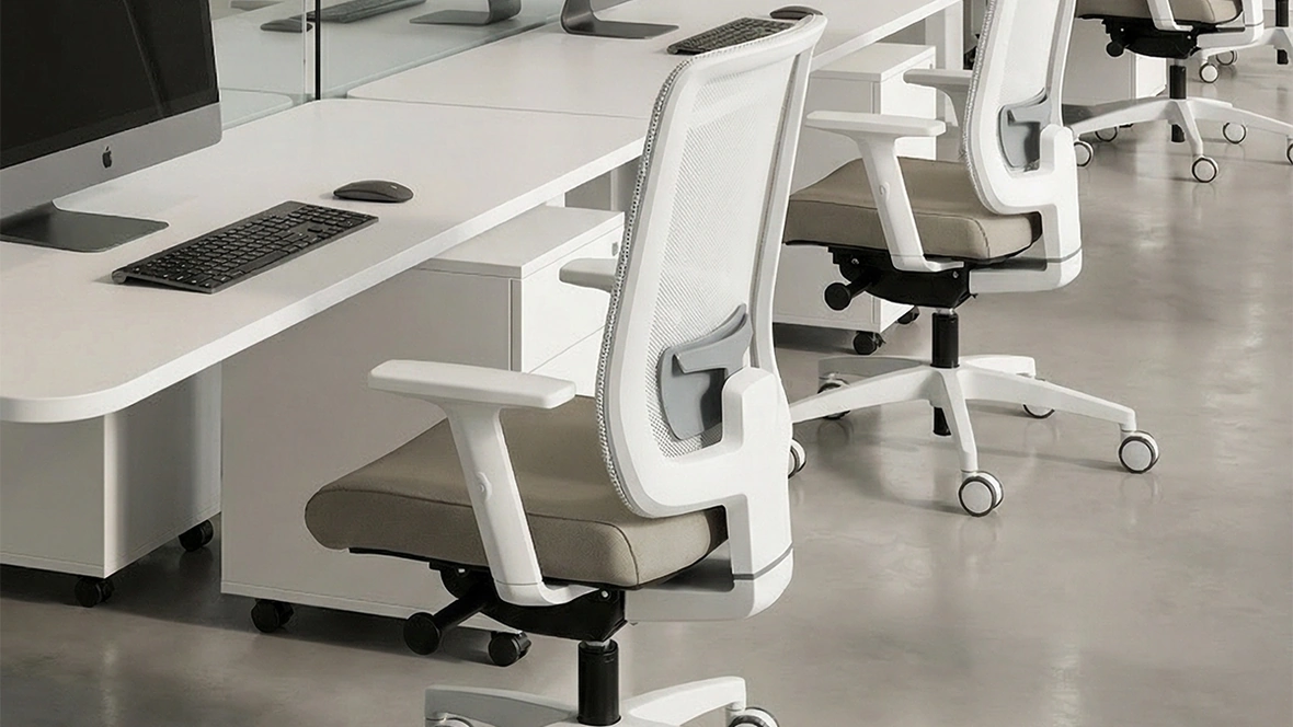 Seduta operativa Assia EV Advanced Swivel Chair di Vaghi