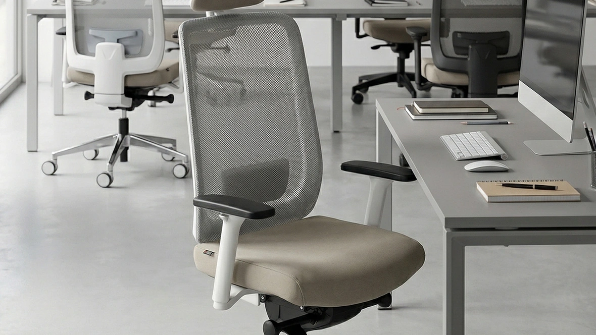 Seduta operativa Assia EV Advanced Swivel Chair di Vaghi