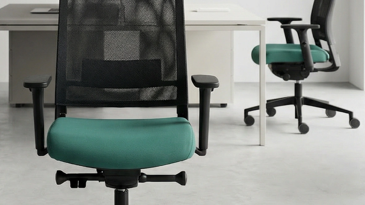 Seduta operativa Expo Light Swivel Chair di Vaghi